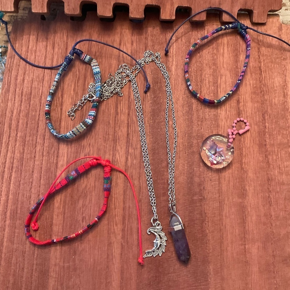 Cute lot of jewelry and keychain!